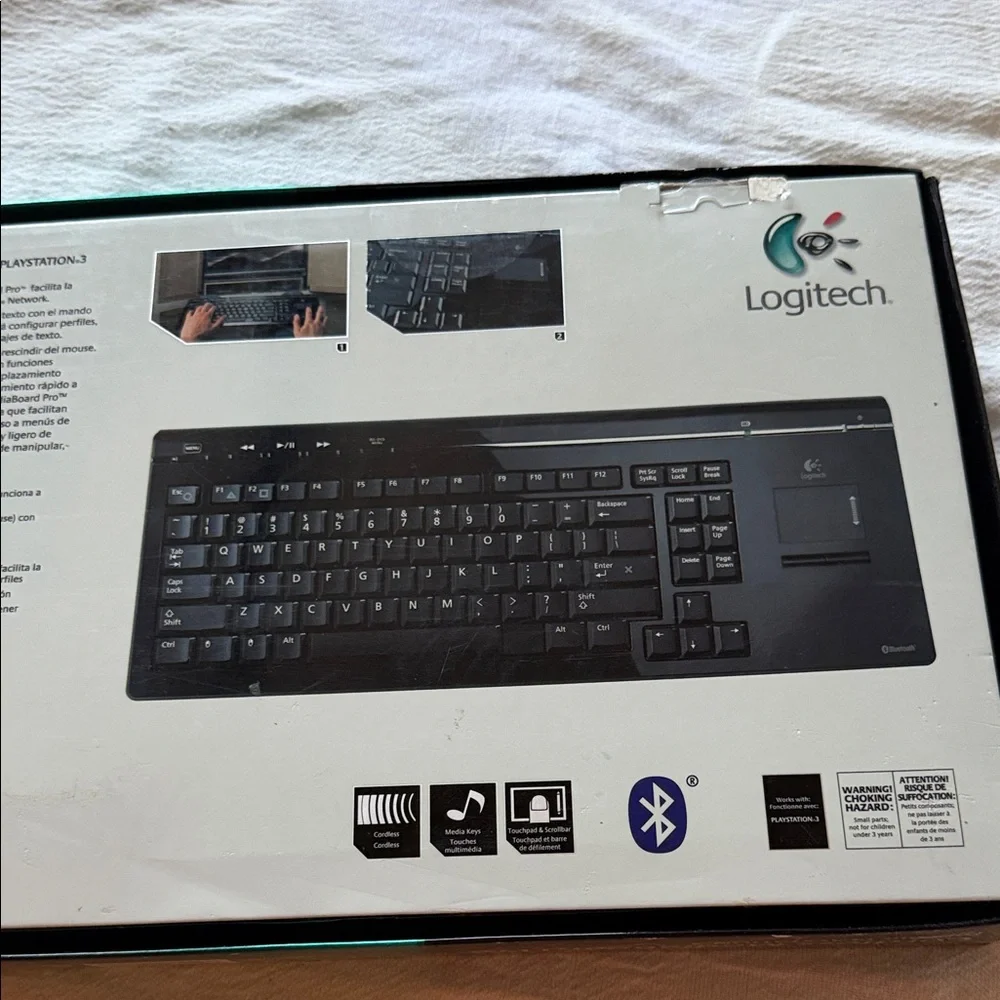 Logitech Cordless MediaBoard Pro for PlayStation 3